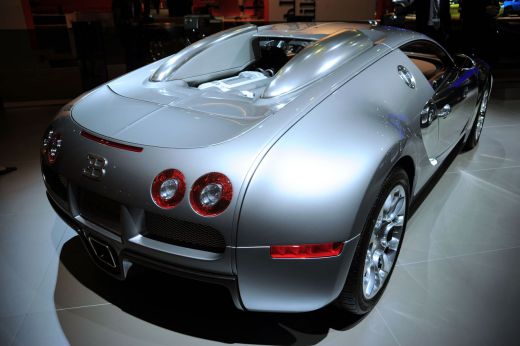 Cele mai spectaculoase Bugatti Veyron la Dubai!_4