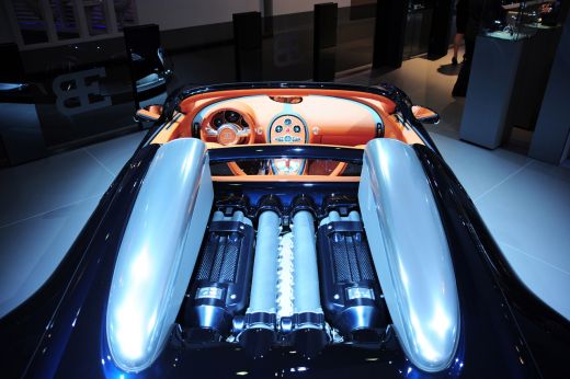 Cele mai spectaculoase Bugatti Veyron la Dubai!_3