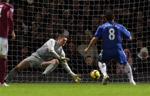 VIDEO! Arbitrul a disperat-o pe Chelsea! Lampard, pus sa bata de 3 ORI un penalty cu West Ham_3