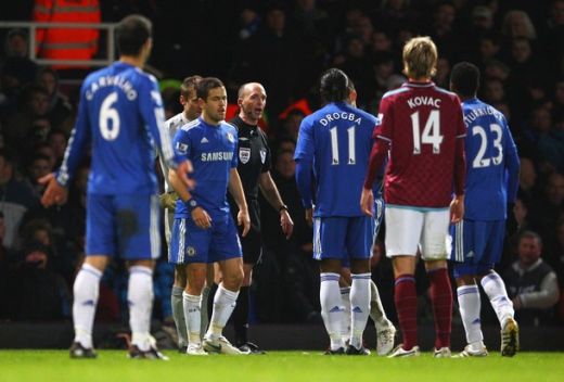 VIDEO! Arbitrul a disperat-o pe Chelsea! Lampard, pus sa bata de 3 ORI un penalty cu West Ham_2