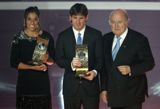 El este REGELE! Messi a castigat trofeul FIFA World Player 2009:_44