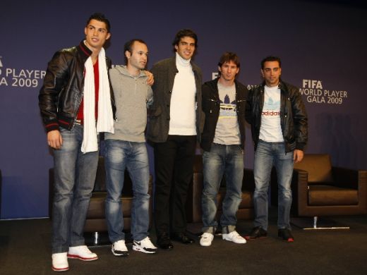 El este REGELE! Messi a castigat trofeul FIFA World Player 2009:_4