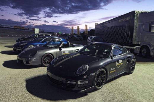 FOTO: Cel mai rapid Porsche 911 din lume este al unei amante de 25 de ani!_3