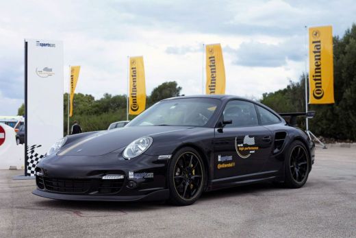 FOTO: Cel mai rapid Porsche 911 din lume este al unei amante de 25 de ani!_2