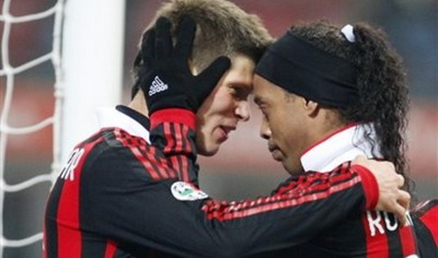 VIDEO Ronaldinho si Borriello Bum Bum! Milan a facut show la intoarcerea lui Beckham!_1