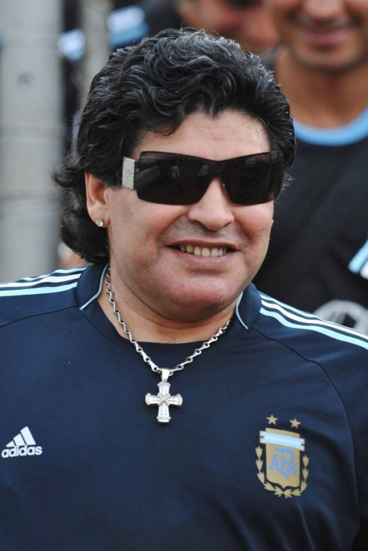 FOTO! Isterie totala in Africa de Sud! Ce show au facut Maradona si Mamaliciki Stoicikov_4