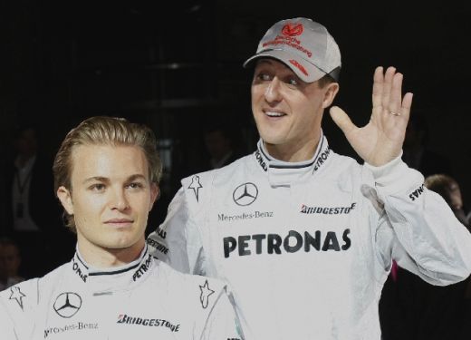 FOTO / Michael Schumacher, prezentat OFICIAL la Mercedes!_11