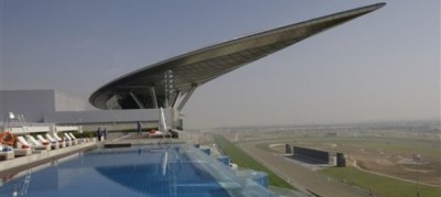 FANTASTIC! Se deschide hipodromul de 1.1 miliarde de euro si 60.000 locuri din Dubai! FOTO_1
