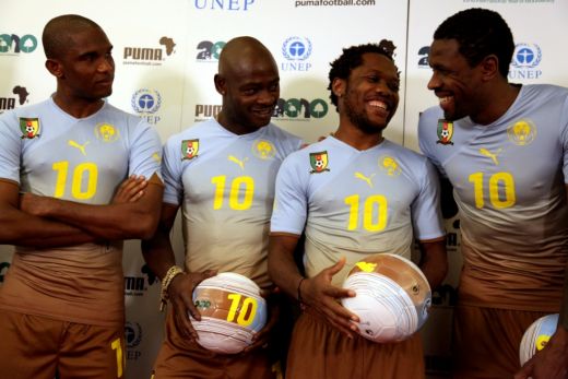 4 picturi cu jucatori de fotbal africani, comandate de catre PUMA artistului Kehinde Willey_35