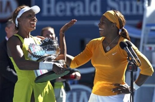 DE NEOPRIT: Surorile Williams au castigat proba de dublu de la Australian Open!_16