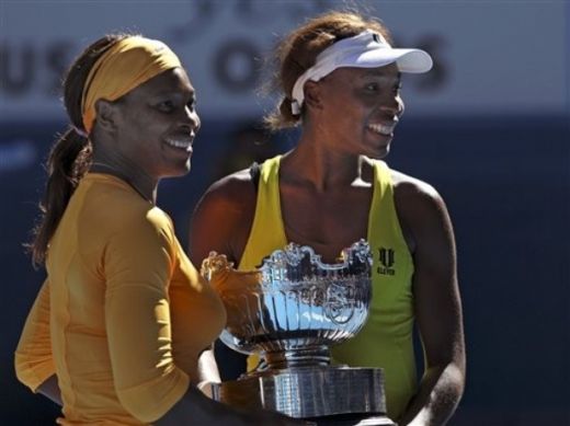 DE NEOPRIT: Surorile Williams au castigat proba de dublu de la Australian Open!_9