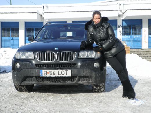 Sambata, ora 12.00, la ProMotor: Lorena Trica, intre Dacie si BMW X3!_12