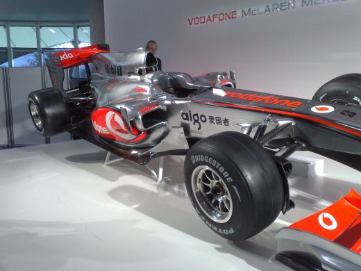 FOTO: McLaren a prezentat monopostul F1 pentru 2010!_15