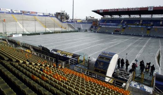 FOTO! Parma - Inter, amanat! Stadionul Parmei, ingropat in zapada!_5