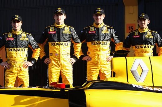 FOTO! Vezi cum va arata monopostul Renault F1 in 2010!_11