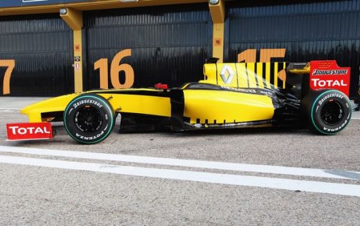 FOTO! Vezi cum va arata monopostul Renault F1 in 2010!_12
