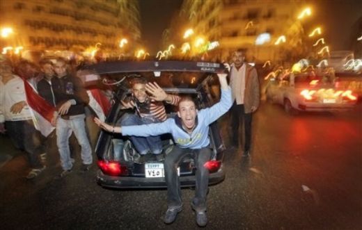 FOTO si VIDEO: Nebunie pe strazile din Cairo: Egipt este campioana Africii a treia oara consecutiv!_7