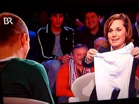Culoarea colantilor purtati de Robben nu este agreata de Liga Profesionista Germana! FOTO:_3