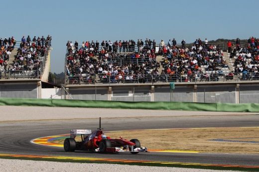 VIDEO Alonso e ZEU: a strans 36.000 de oameni la primul test cu Ferrari!_3