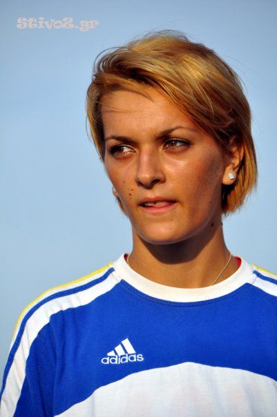 INTERVIU! Cea mai sexy atleta din Romania tine cu Dinamo si ar poza in Playboy... in tinuta speciala :)_4