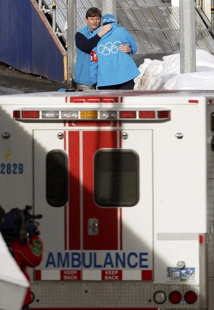 Imagini TRAGICE! Un georgian a MURIT la Vancouver dupa un accident oribil cu sania!_8