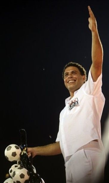 VIDEO! Ronaldo, rege in Brazilia! Cum a petrecut la Carnaval si cum l-a salvat POLITIA!_5