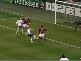 Dubla Rooney, super gol Seedorf: Milan 2-3 Manchester United! VIDEO REZUMAT
 _3