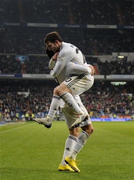 VIDEO / Recital pe Bernabeu! Super gol Ronaldo in Real 6-2 Villareal!_9