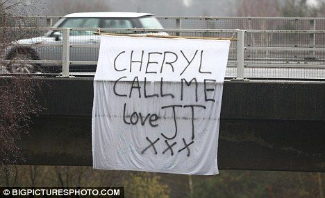 FOTO Caterinca zilei: "Cheryl, suna-ma! Cu dragoste, JT XXX!" _4