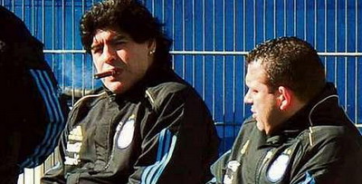 Maradona fumeaza trabucuri si face pariuri nebune: "Imi pariez casa ca trecem de grupe la mondiale!"_1