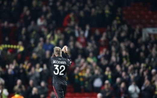 EMOTIONANT: Becks, in lacrimi aplaudat de 75.000 de fani pe Old Trafford!_10