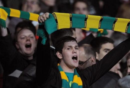 EMOTIONANT: Becks, in lacrimi aplaudat de 75.000 de fani pe Old Trafford!_13