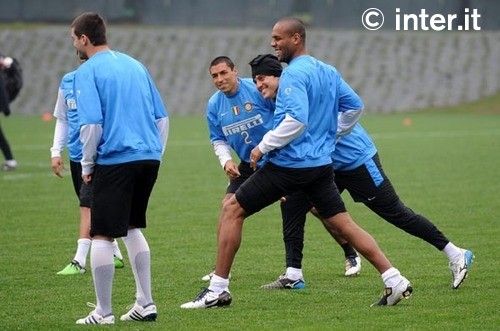 SUPER FOTO: Chivu a readus fericirea la Inter!_20
