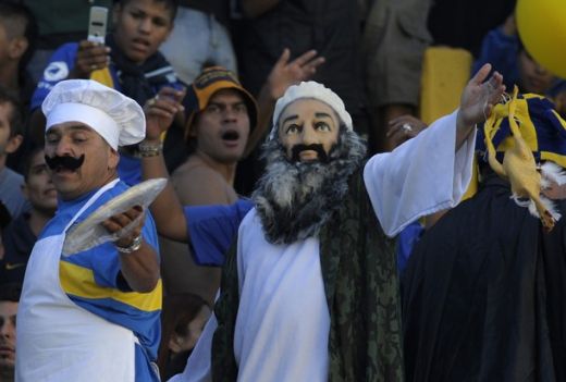 Osama Bin Laden, in tribuna la Boca - River!:) Vezi atmosfera incredibila de la SuperClasico!_9