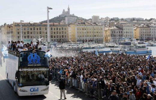 FOTO FABULOS! Marsilia in sarbatoare! Cum a sarbatorit OM castigarea Cupei Ligii!_3