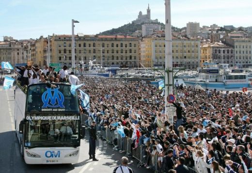 FOTO FABULOS! Marsilia in sarbatoare! Cum a sarbatorit OM castigarea Cupei Ligii!_10