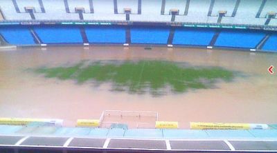 VIDEO! Cel mai mare stadion din lume e acum o PISCINA! Maracana a fost inundat_1