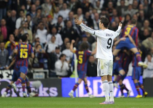 MESSERIASII: Real Madrid 0-2 Barcelona! Vezi golurile lui Messi si Pedro 3D_22