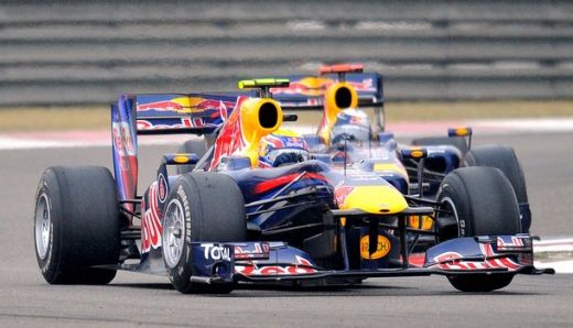 VIDEO / McLaren castiga totul in China. Vezi filmul cursei!_3