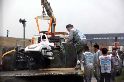VIDEO / McLaren castiga totul in China. Vezi filmul cursei!_10