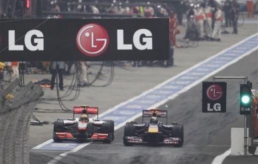 VIDEO / McLaren castiga totul in China. Vezi filmul cursei!_14