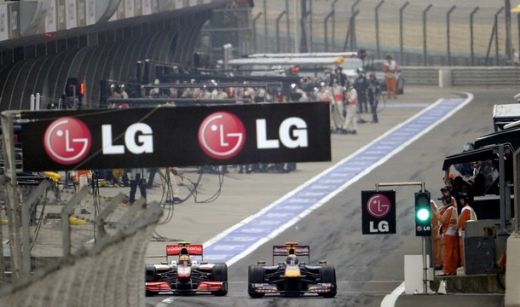 VIDEO / McLaren castiga totul in China. Vezi filmul cursei!_24
