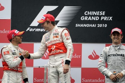 VIDEO / McLaren castiga totul in China. Vezi filmul cursei!_55