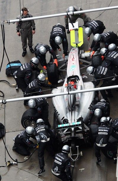VIDEO / McLaren castiga totul in China. Vezi filmul cursei!_65