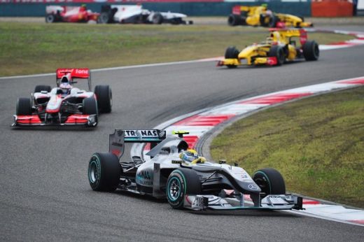 VIDEO / McLaren castiga totul in China. Vezi filmul cursei!_93
