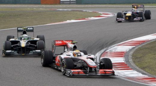 VIDEO / McLaren castiga totul in China. Vezi filmul cursei!_116