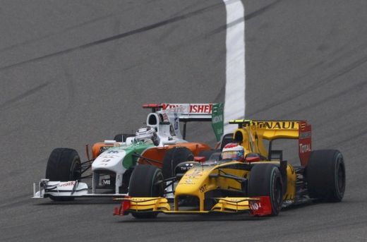 VIDEO / McLaren castiga totul in China. Vezi filmul cursei!_129