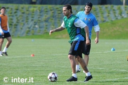 Mourinho: "E timpul ca Inter sa castige Liga Campionilor!" Vezi poze cu Chivu de la antrenament! FOTO_19