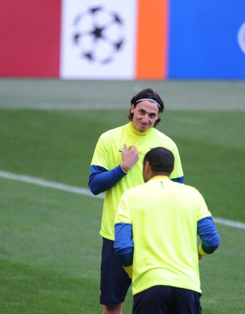 Mourinho: "E timpul ca Inter sa castige Liga Campionilor!" Vezi poze cu Chivu de la antrenament! FOTO_31