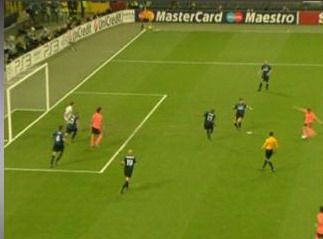 Chivu si Inter, aproape de finala! Inter 3-1 Barcelona! Vezi golurile 3D!_3